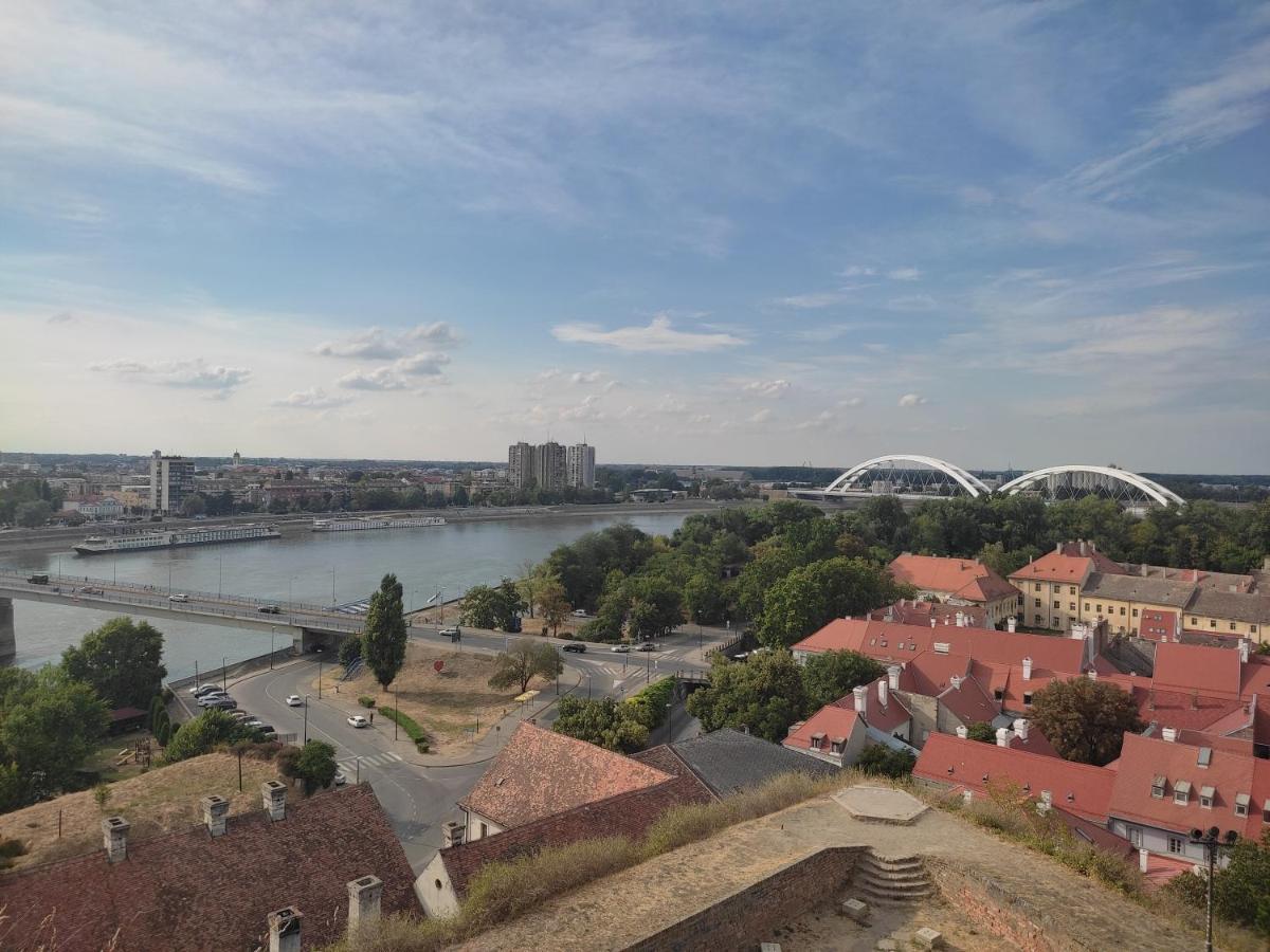 Woody Apartment Novi Sad Exterior photo